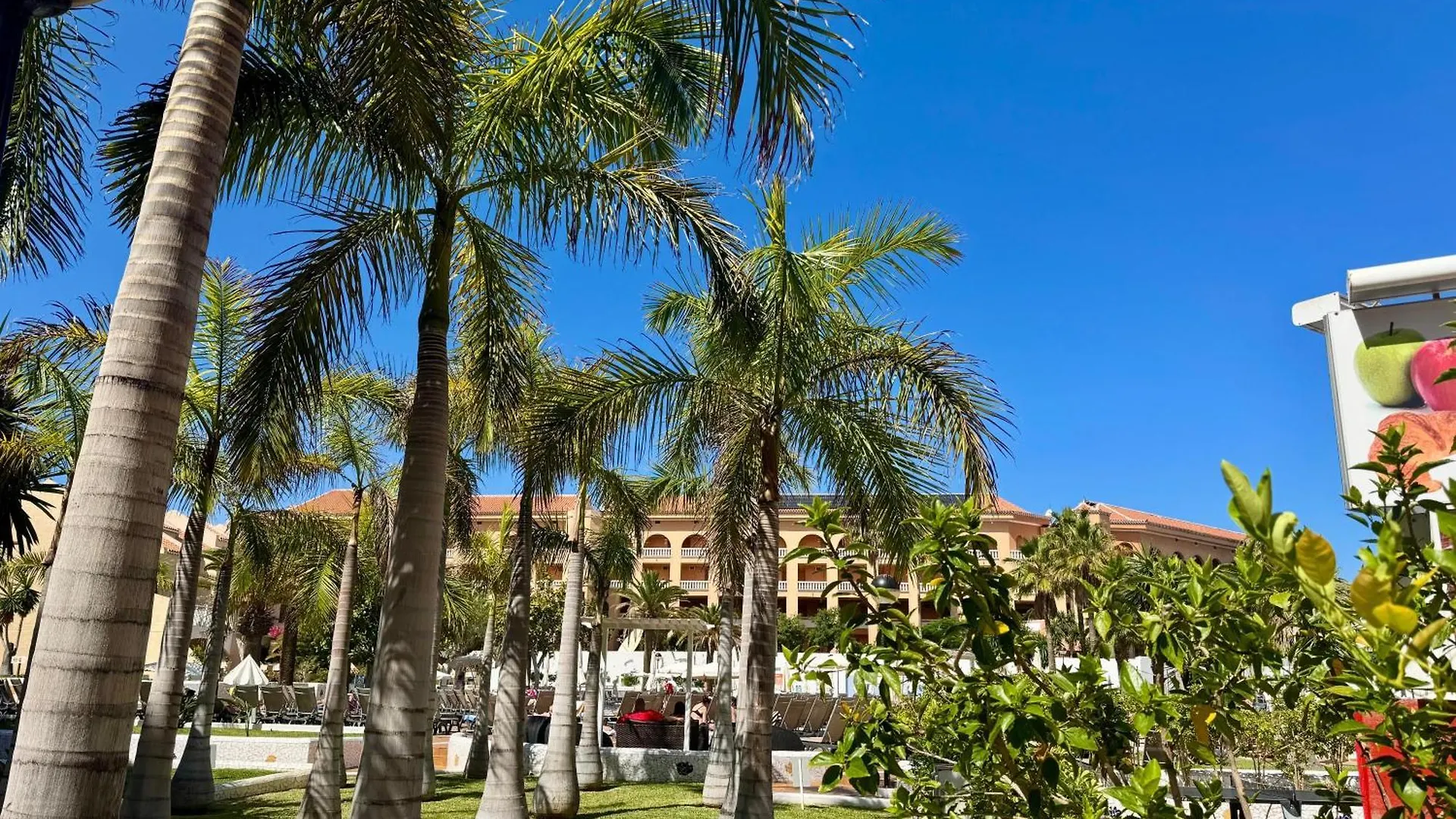 アパート Golden Mile Getaway - Las Americas Tenerife プラヤ・デ・ラス・アメリカス スペイン